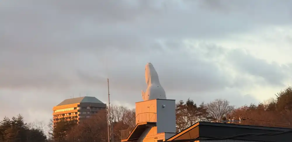 仙台大観音と朝日（令和8年1月28日）