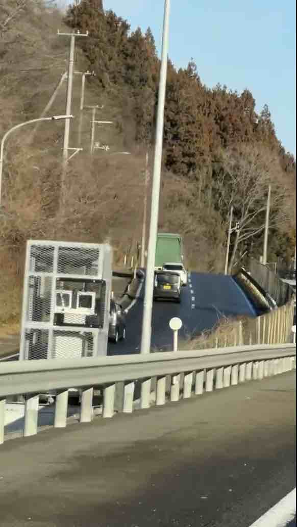 今日（2026/01/23）も稼働中の東北自動車道下り菅生PA付近の半固定式オービス